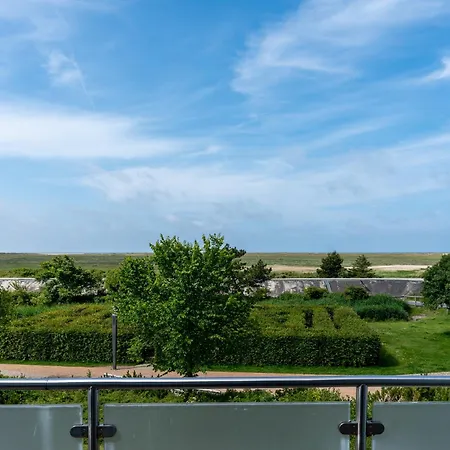 Hotel No 1 No 1 - Doppelzimmer 2 - Meerblick *